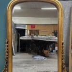 Zirve Makyaj Aynası – 95 × 70 cm | Gold Lüks Oymalı Dekoratif Makyaj Aynası