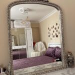 İNCİ MAKYAJ AYNASI - 110×90 cm | Zarif Oymalı Dekoratif Makyaj Aynası